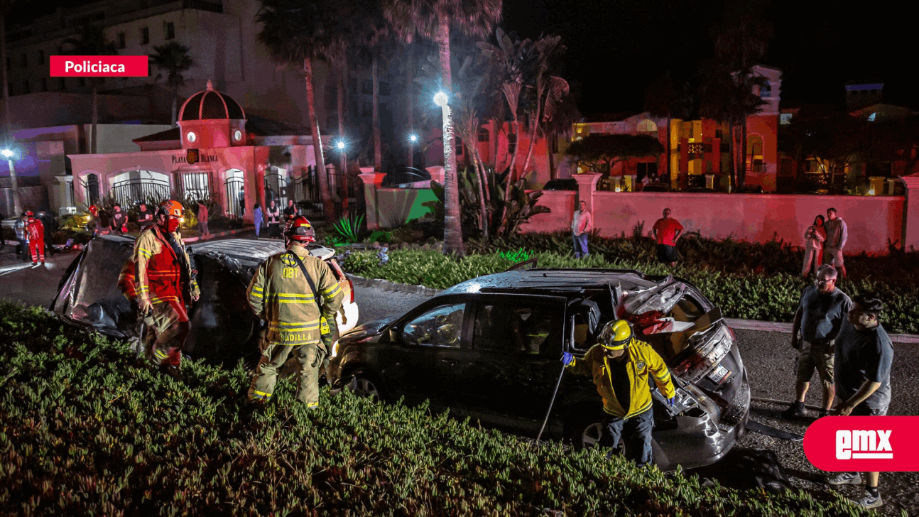 EMX-Conductor Alcoholizado Sufre Volcadura en la Carretera Escénica Tijuana-Rosarito