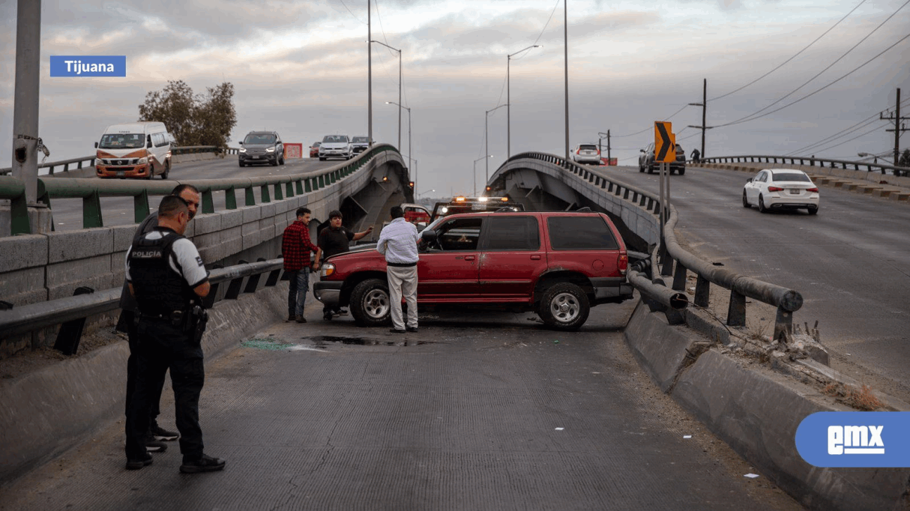 EMX-Causa-más-tráfico-lento-accidente-vehicular-en-la-5-y-10